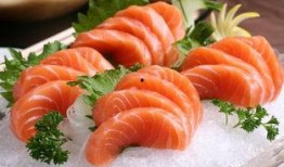 记者爆料三文鱼事件视频,真相背后令人震惊