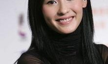 爆料女星模板视频,揭秘爆料女星幕后故事，揭秘她如何成为焦点