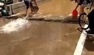 暴雨车库爆料视频最新,车库惊现惊人一幕！
